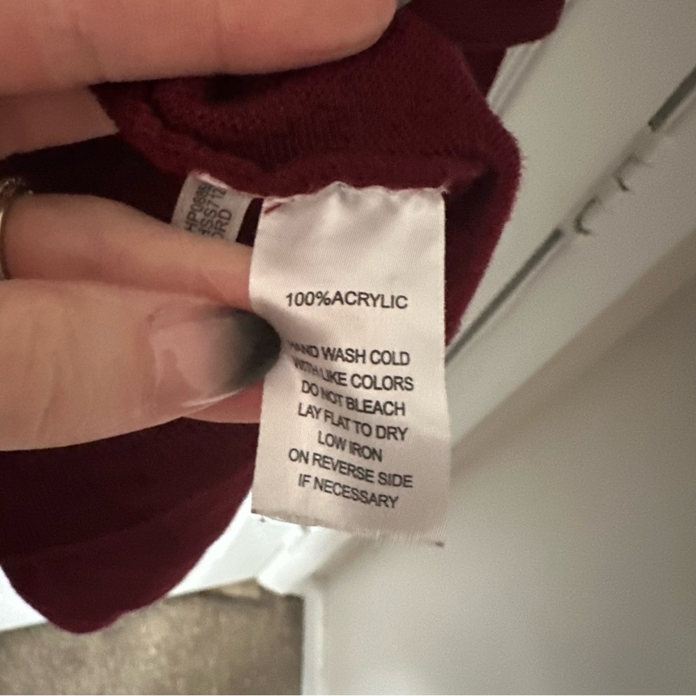 Red Cardigan - Picture 4 of 8